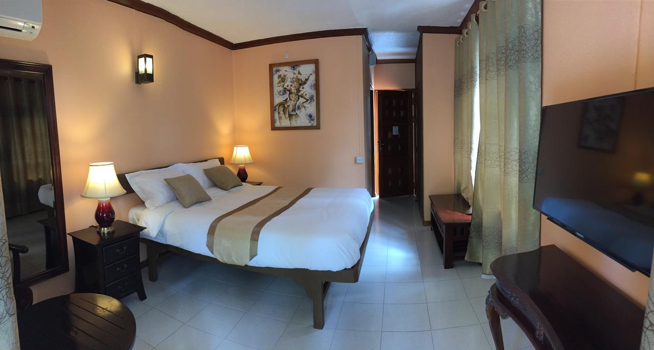 Ocean Lake Tourist Residence Grand Bay Buitenkant foto